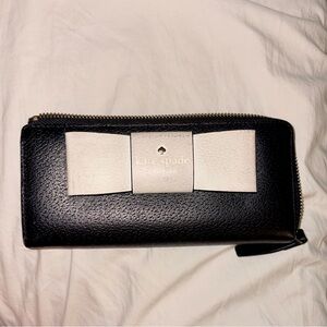 Kate Spade Black and Cream Bow Wallet- matching purse available